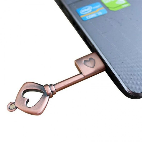 16 GB Metal Bakır Desen Kalpli Anahtar Flaş Bellek 16 GB Metal Bakır Desen Kalpli Anahtar Flaş Bellek